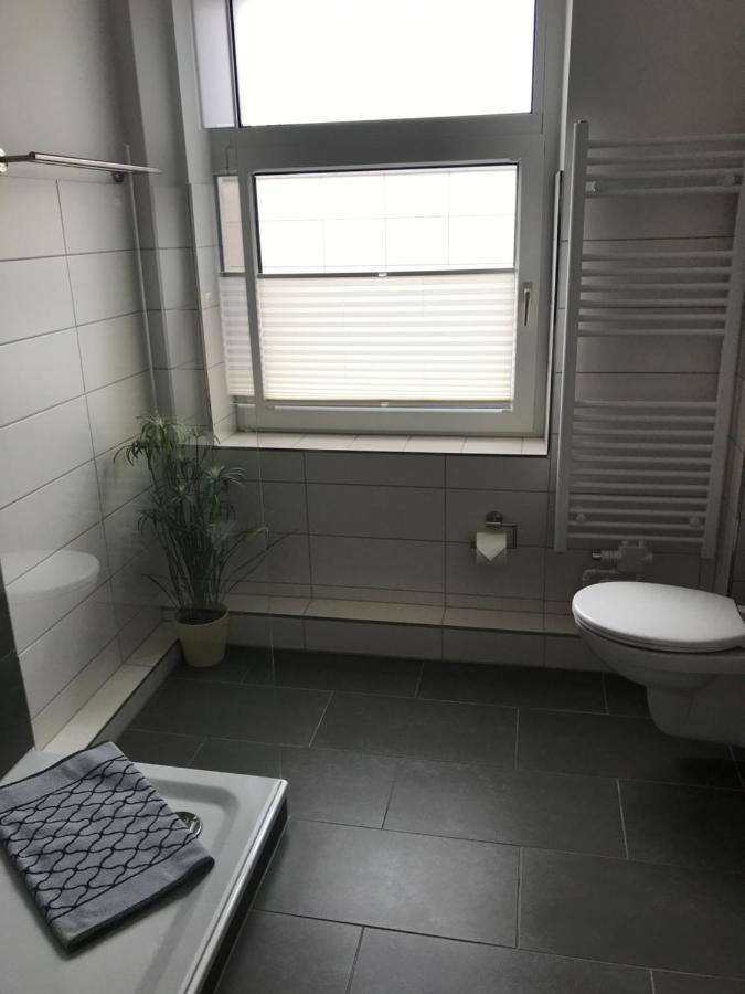 Ferienwohnung Am Schlossparkcenter Шверін Екстер'єр фото